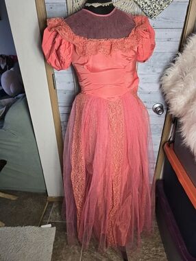 Vtg 50s Coral Pink Lace Tulle Prom Evening Gown Dress Victorian Romantic Taffeta